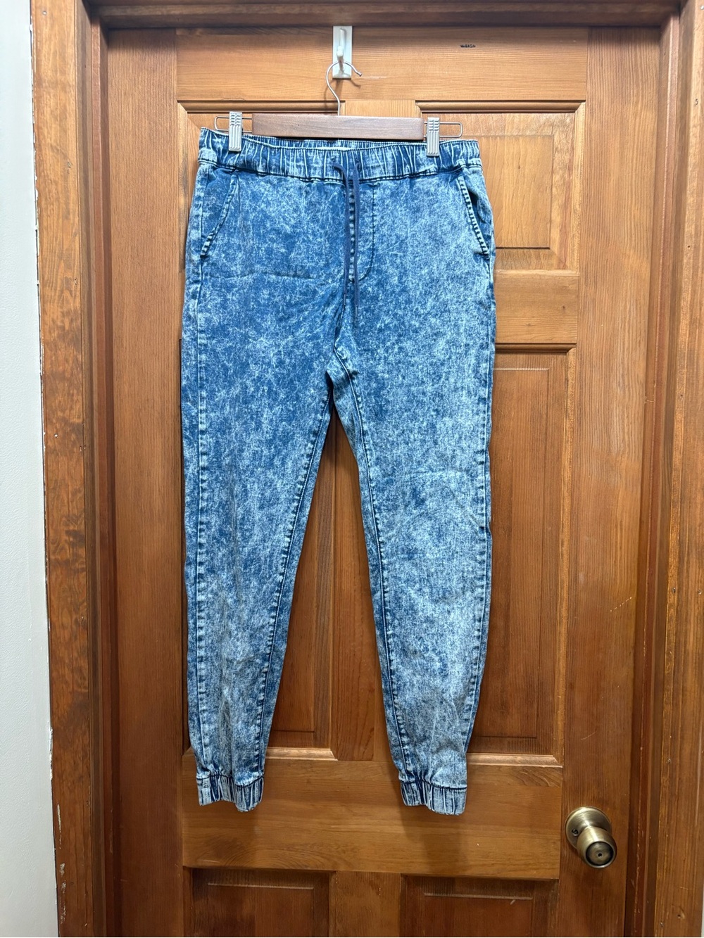 Bullhead Men's Acid Wash Jogger Jeans - Blue
